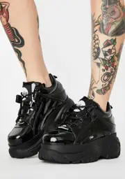 [Buffalo London] Classic Low Patent Leather Sneakers