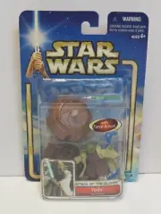 STAR WARS ATTACK OF THE CLONES ACTION FIGURE - YODA JEDI MASTER SEALED