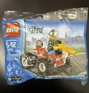Lego City Fire Chief Polybag 30010 RETIRED. New/Sealed