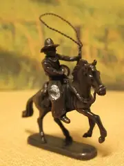 Wonderful bronze cowboy branding cattle 1" scale 1:12