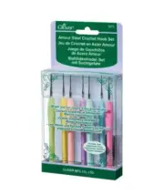Clover Amour Steel Crochet Hook 3675 Multicolor, Set of 7 Sizes 0.6 - 1.75mm