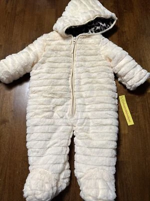 NEW Catherine Malandrino Infant Snow Suit Bunting Cream Plush 6-9 Month MSRP $80