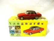 Corgi Vanguards Rover P6 3500 V8 Monza Red VA06502