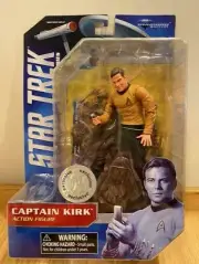 Star Trek: TOS - Captain Kirk Diorama Figure - 7" Diamond Select - MINT & NRFP