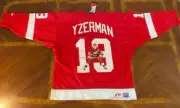 Yzerman Detroit Red Wings Jersey, HAND PAINTED, AUTHOGRAPHED, One of a kind.