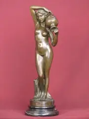 BRONZE SCULPTURE FRENCH CLASSICISM HANDCRAFTED DETAILED STATUE ON MARBLE BASE