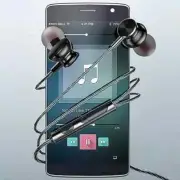 Silicone Wired Metal in-Ear Earbuds Headphones with MIC &Volume Control & Case