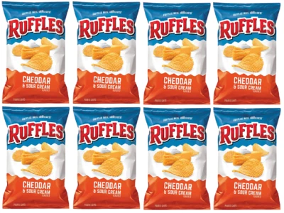 919932 8 X 184.2G BAG FRITO LAY RUFFLES CHEDDAR & SOUR CREAM FLAVOURED CHIPS
