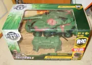RARE TRUE HEROES SENTINEL 1 RC S1 BATTLE TANK 27MHZ TOYS R US NEW IN BOX 1/24