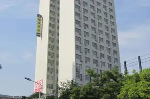 如家酒店(蘭州萬輝國際廣場西站十字地鐵站店)Home Inn