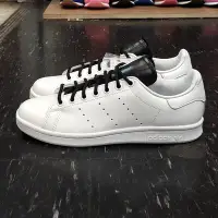 在飛比找Yahoo!奇摩拍賣優惠-adidas STAN SMITH 白色 全白 黑色 白黑 