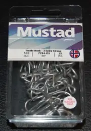 25 Pack Mustad 7794-DS Size 4/0 Durasteel Saltwater 3X Treble Hooks 7794DS-40