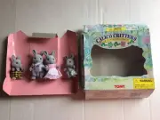 Calico Critters Of Cloverleaf Corners The Babblebrooks Grey Rabbit Family New