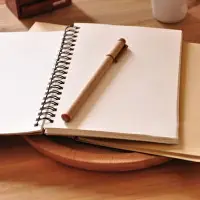 在飛比找樂天市場購物網優惠-牛皮紙筆記本 筆記本 空白筆記本 無印風 活頁筆記本 記事本