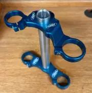 Risse Racing F40 complete Drop Clamp kit Type 2 Blue fits new Fox 40 2021+ year
