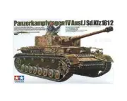 Tamiya 1/35 German Panzer IV Tank Type J Model Kit [TAM35181]