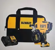DEWALT DCN45RND1 20V MAX XR BRUSHLESS 15° COIL ROOFING NAILER TOOL KIT NEW