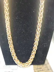 - Goldtone - Paparazzi Accessories Necklace Tub 15