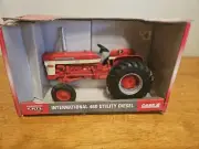 Ertl International 460 Utility Tractor 1/16 Scale Diecast