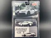 Mini GT Bugatti Chiron Pur Sport White MGT00569 1/64 CHASE
