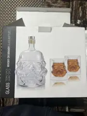 Star Wars Glass Stormtrooper Clear Drinks Decanter 2 Glasses Whiskey Cherry Set