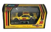 Revell NASCAR Diecast Car 1:43 Johnny Benson #30 Pennzoil 1997 Grand Prix