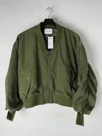 在飛比找Yahoo!奇摩拍賣優惠-LOWRYS FARM 綠色 飛行 夾克 B276002 Y
