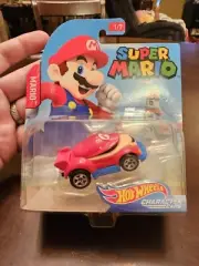 2017 Super Mario Character Cars Mario 1 of 7 Hot Wheels 1/64 Scale, New, Seal