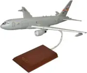 USAF Boeing KC-46 Pegasus Tanker Edwards AFB Desk Top Model 1/100 SC Airplane