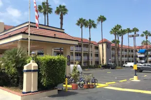 洛米塔品質酒店 - 托蘭斯Quality Inn Lomita - Torrance