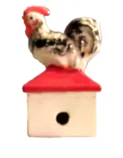 ++=CHICK K*213 -16/17 Ceramic BLACK / WHITE Hen / Red Top Hen Hut Pie Bird