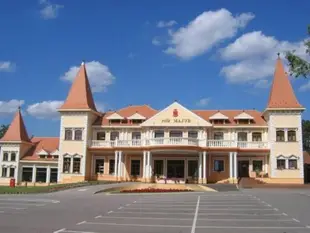 Hotel Villa Majur