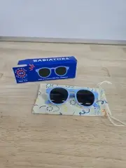 Babiators Category 3 100% UV Protection (Blue) Sunglasses(Ages 0-2)..New w/Case