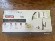 Delta Trask Single Hole Pull Down Kitchen Faucet 19933-SPSD-DST NEW