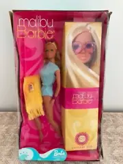 Barbie "Malibu Barbie" vintage barbie doll reproduction 2001