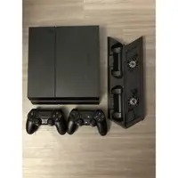 在飛比找蝦皮購物優惠-ps4 500g+雙手把+手把充電主機散熱器(面交優先)