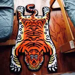 【綠洲選物】預購 ∣ 西藏老虎地毯 TIBETAN TIGER MASCOT RUG