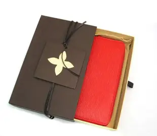 Louis Vuitton LV 水波紋質感M拉鍊長夾-奢華紫紅 (附禮盒)