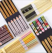 5 Pairs of Classic Japanese Style Non-slip Reusable Natural Bamboo Chopsticks