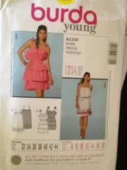 Burda Sewing Pattern 7389 Ladies / Young Semi Fitted Dress Size 6-18