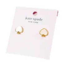 在飛比找momo購物網優惠-【KATE SPADE】珍珠母貝愛心耳環-金色