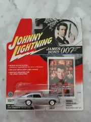 Johnny Lightning James Bond 007 '64 Aston Martin DB5 1:64 Sealed
