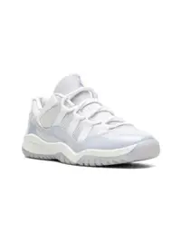 在飛比找Farfetch優惠-Air Jordan 11 Retro Low "Pure 