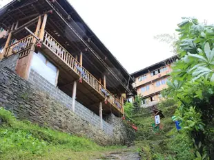 桂林龍脊梯田木屋客棧Longji Terrace Wood House