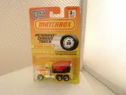 1990 MATCHBOX SUPERFAST #19 YELLOW PACE PETERBILT CEMENT TRUCK RED BARREL NEW