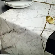 White Gray Gold Table Runner 72 in x 13 In Marble Pattern Kitchen Polyester New