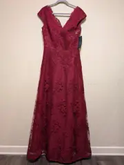 NWT Red Aidan Mattox Crimson Floral Maxi V-Neck Long Sleeveless Gown 10 Prom