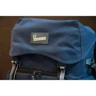 ［二手少用可議］澳洲小野人攝影後背包 Crumpler Karachi Outpost L（小野人攝影登山後背包）