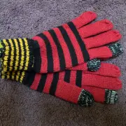 VERA BRADLEY STRIPED KNIT GLOVES BITTERSWEET PATTERN S-M NWT FREE SHIPPING
