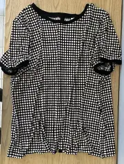 Anne Klein Plus Size Pearly Dot Print Ity Button Back Top size 3x